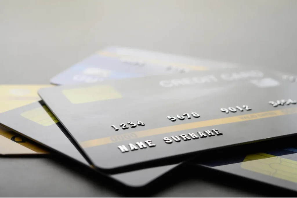 Renegociar tarjetas de crédito y líneas de crédito: qué revisar